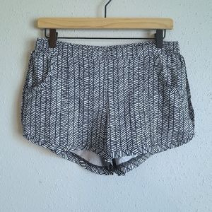 Athleta Tropic Stellar Shorts Size Small White/Navy